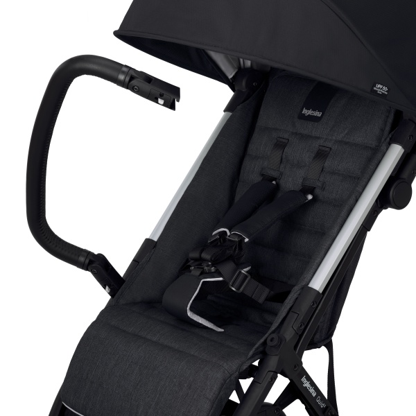 Прогулочная коляска QUID с накидкой для ног, цвет PUMA BLACK (2022)