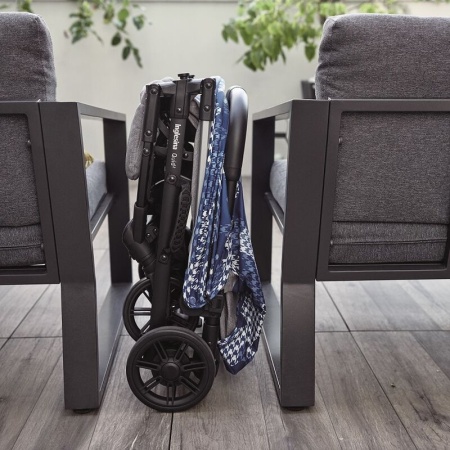 Прогулочная коляска QUID с накидкой для ног, цвет SPARKLING BLUE (2021)